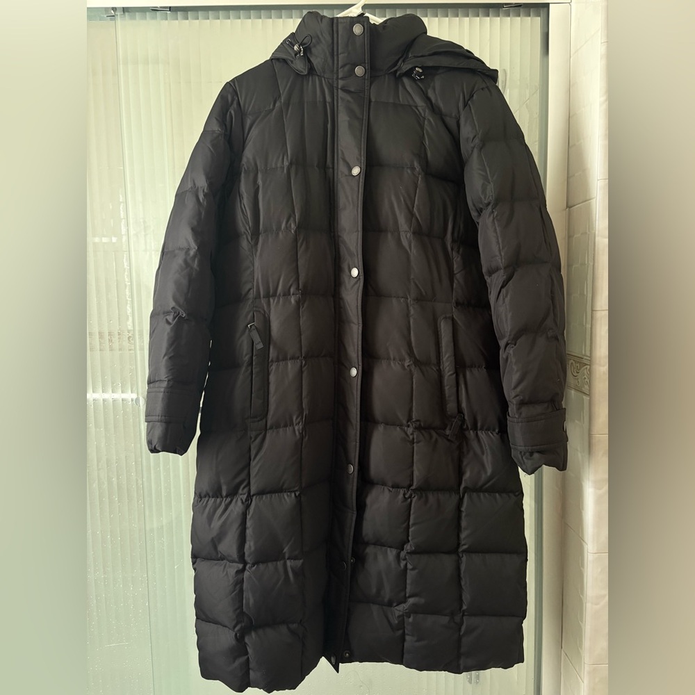 Women's Black Puffer Coat